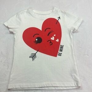 Celebrate Valentine’s Day Girl’s Graphic Shortsleeved Tee Size Small (6-6X) NWOT